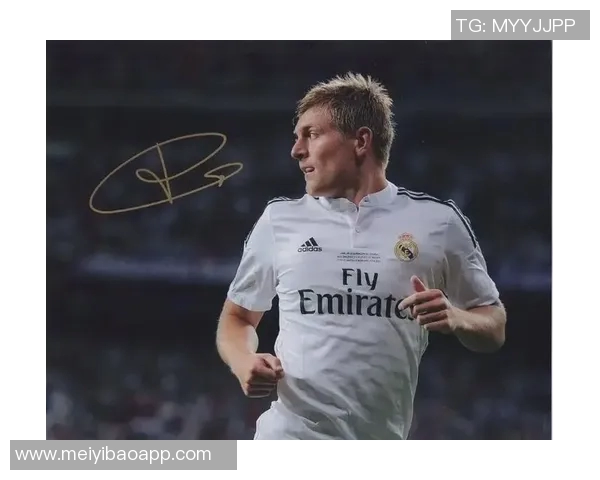 如何获取足球明星的签名技巧与实用方法分享