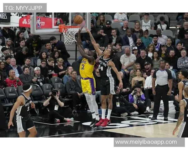 湖人对阵马刺精彩直播全程回顾及赛后分析分享 湖人对阵马刺精彩直播全程回顾及赛后分析分享